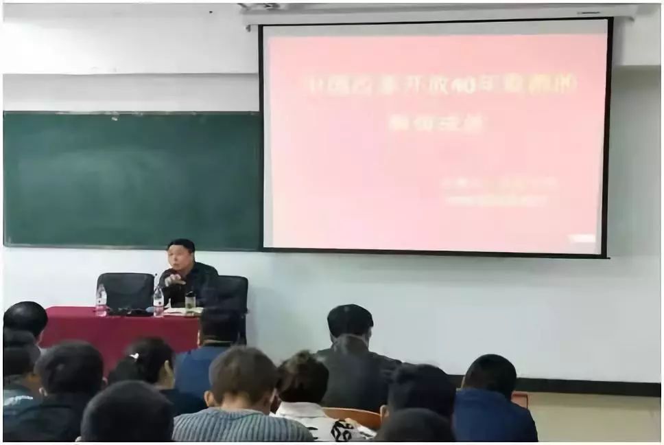 物理与电子信息学院做好新时期党建工作,迎接本科教学工作审核评估